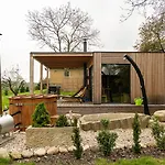 Luxusni V Raji & Romanticky Posed S Vyhledem Na Trosky 营地 Ujezd pod Troskami